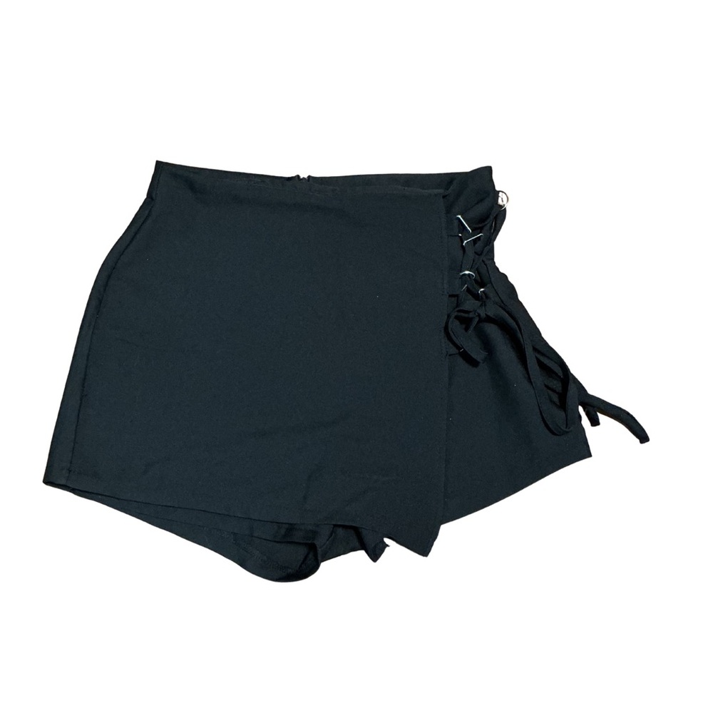 SHEIN Black Lace-Up Wrap Skort